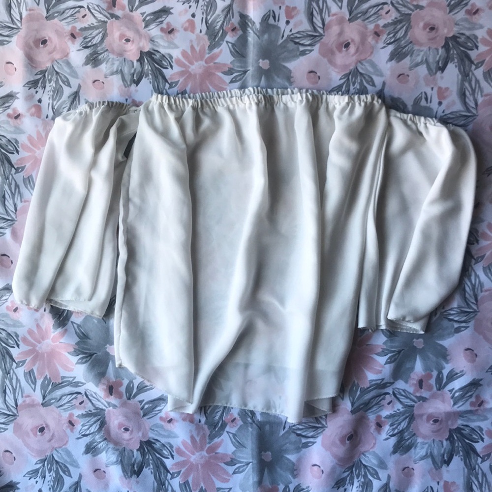 WHITE SHEER OFF THE SHOULDER TOP